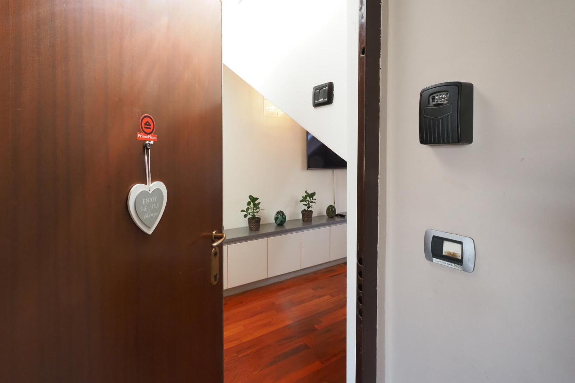 Ferienwohnung Primopiano - Savona 1 Mailand Exterior foto